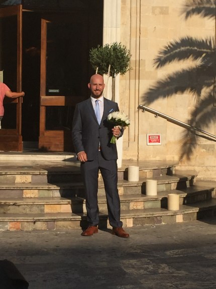 Kev waiting for Liki